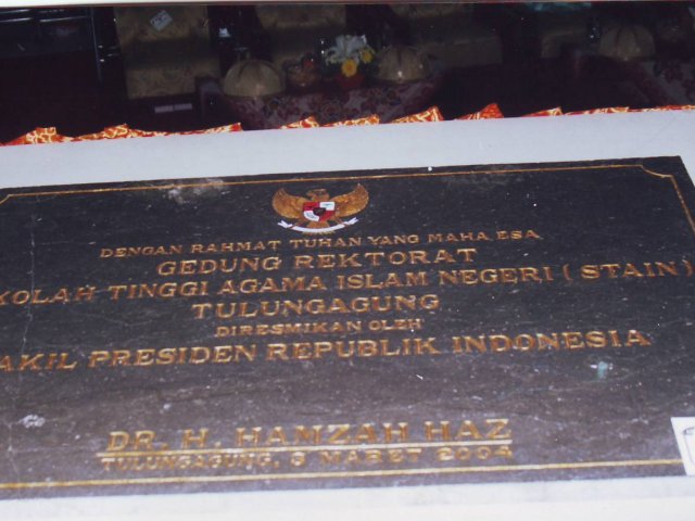 Peresmian Rektorat 2004